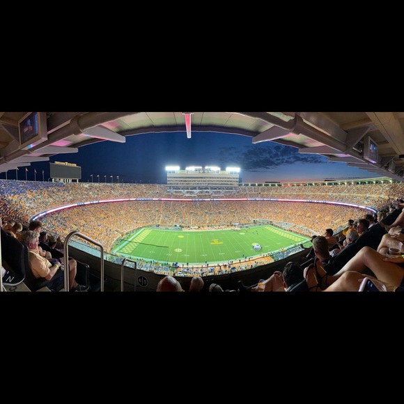 Meet your Posher, Amy - Picture 1 of 1